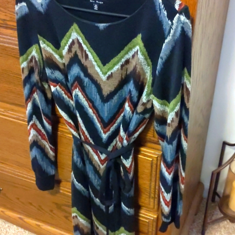 Gorgeous sweater dress with tie waist